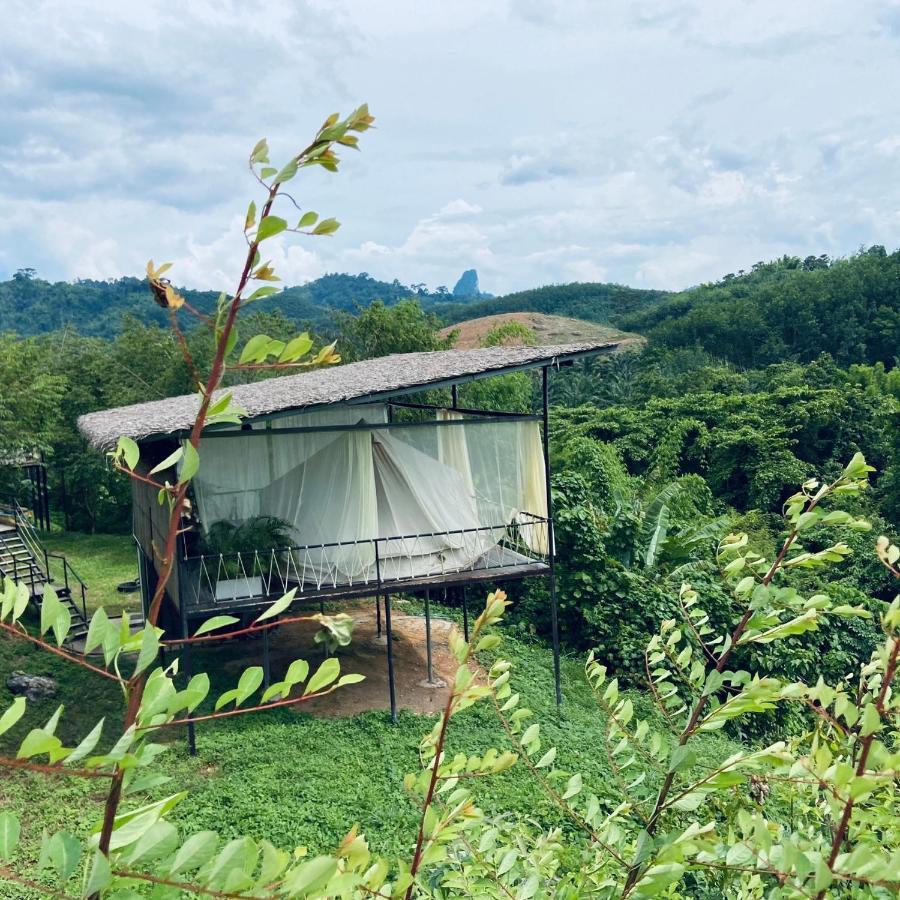 Tanoshi Glamping In Khao Sok Hotel Khao Sok National Park Buitenkant foto