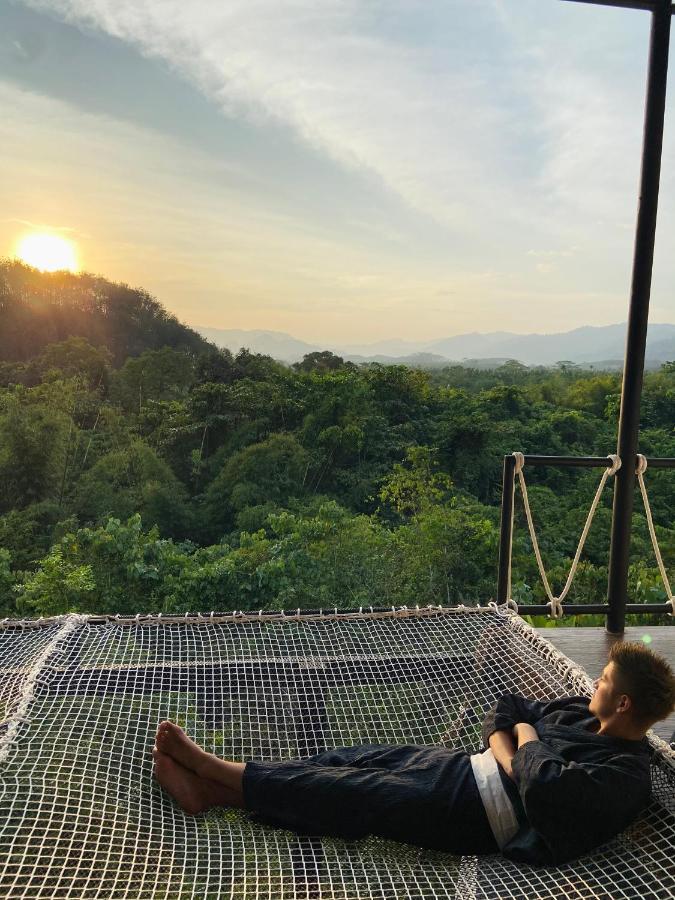 Tanoshi Glamping In Khao Sok Hotel Khao Sok National Park Buitenkant foto