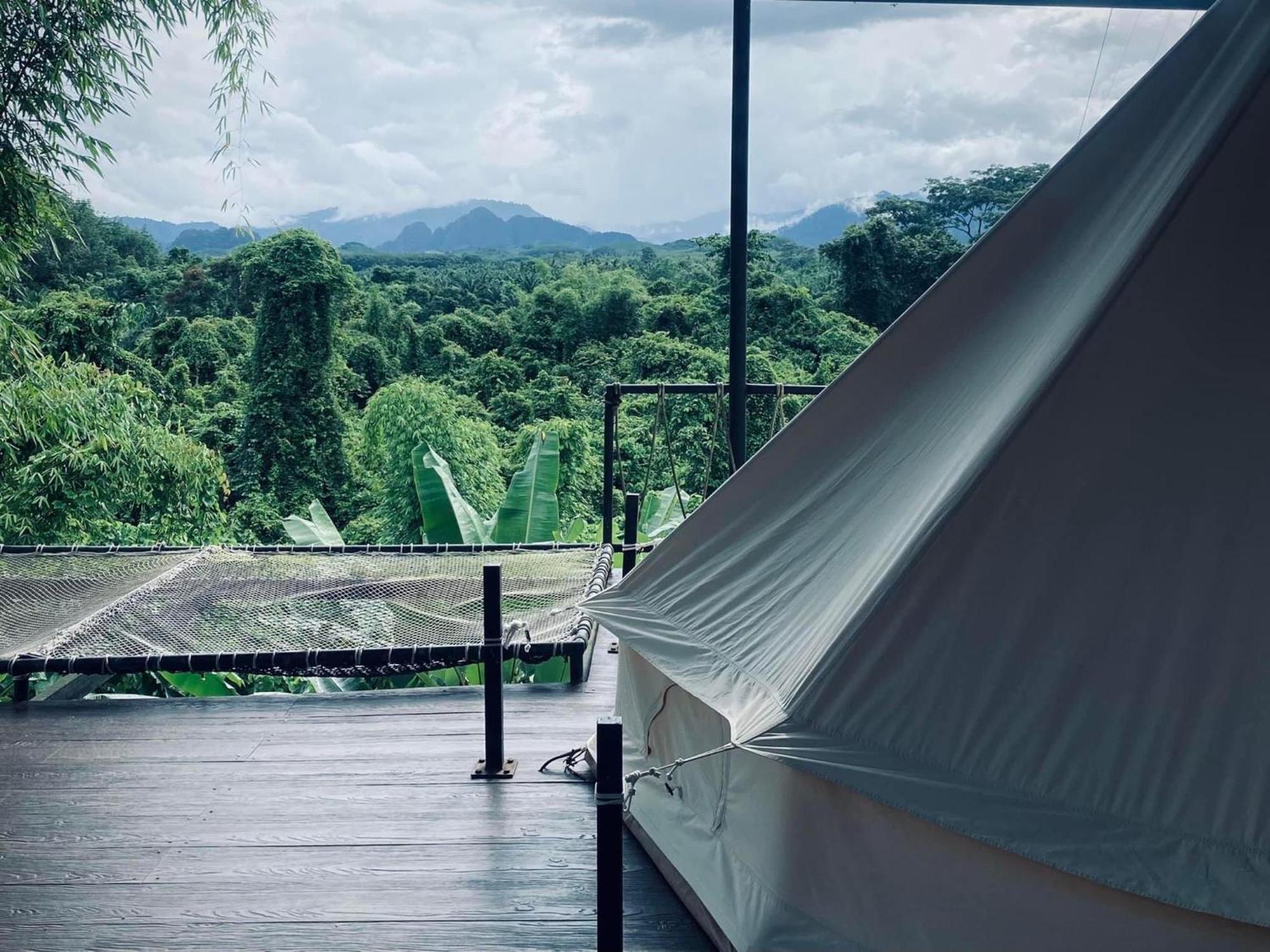 Tanoshi Glamping In Khao Sok Hotel Khao Sok National Park Buitenkant foto